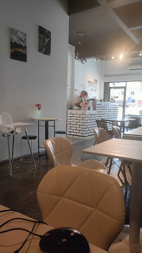 Weii Cafe - Gastronomi dan perhotelan