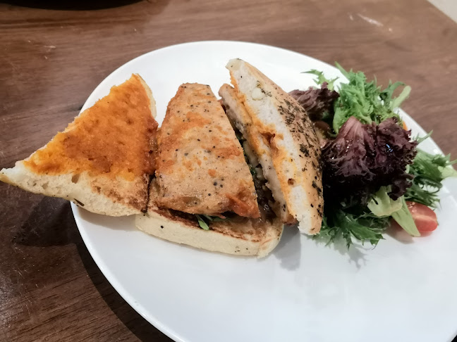 Opinii despre Yin's Sourdough Bakery and Cafe (Penang) în George Town - Gastronomi dan perhotelan