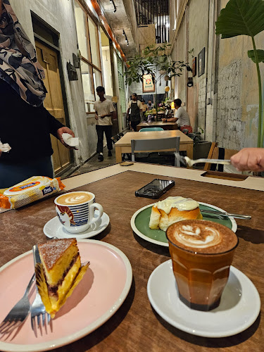 Kantin & Co - Kuantan