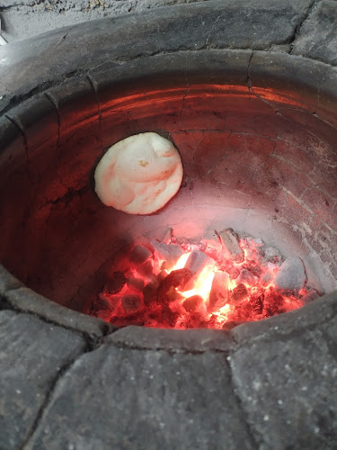 Roti Tempayan Abe Noor - Kota Bharu