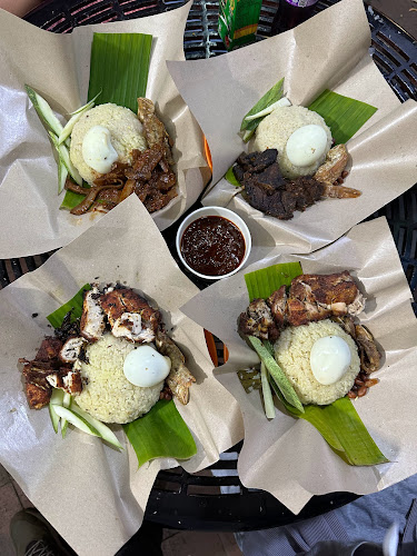 Opinii despre The Meeting Point în Kuching - Gastronomi dan perhotelan