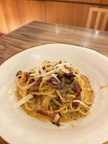 Luretta D.O.P. Italian Deli at Lot 10