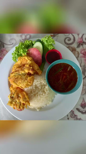 Opinii despre LAKSA CUCOQ FITRI & MEE UDANG KARA,WESTERN FOOD în Simpang - Gastronomi dan perhotelan