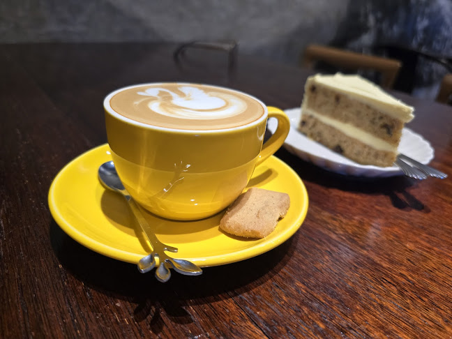 Opinii despre October Coffee Gaya în Kota Kinabalu - Gastronomi dan perhotelan