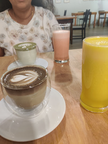 Opinii despre Let's Meat | American Restaurant | American Food | American Breakfast în Tanjung Bungah - Gastronomi dan perhotelan