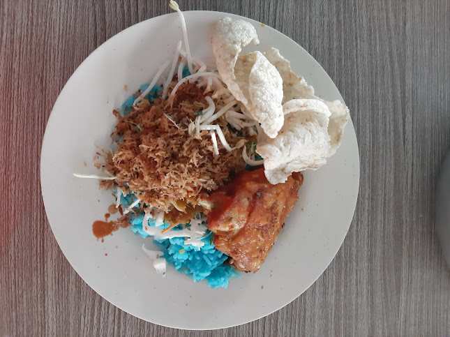 Warung Kak Yah Nibong - Gastronomi dan perhotelan