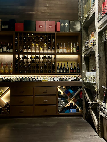 Comentarii opinii despre The Royal Chamber