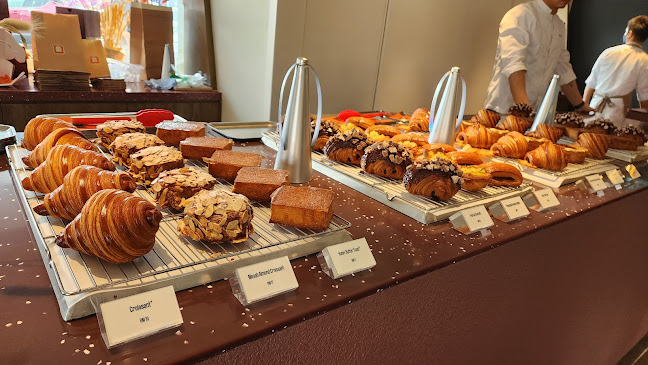 Magnificent Park Bakery