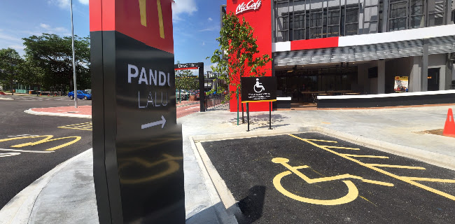 Opinii despre McDonald's Educity JB DT în Iskandar Puteri - Gastronomi dan perhotelan