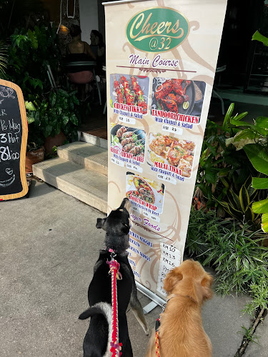 Cheers 32 Cafe - George Town