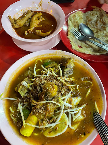 Opinii despre Warung Pokok Ubi v.2 în Batu Pahat - Gastronomi dan perhotelan