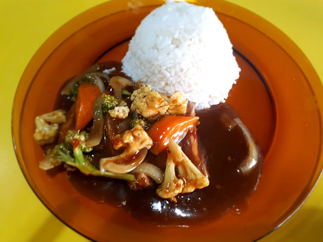 Kedai Makan Islam Rizki - Kuching