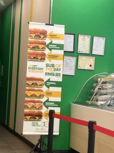 Subway Emart Bintulu (Kwangkweet Sdn Bhd) - Bintulu
