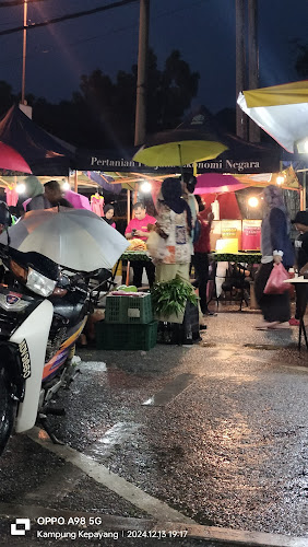 Pasar Malam Jumaat Simpang Pulai