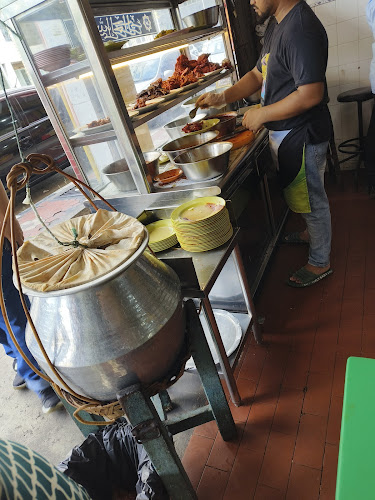 Comentarii opinii despre Restoran SMR Nasi Lemak Royale