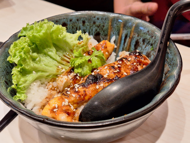 Sushi Hiro SS2 - Gastronomi dan perhotelan