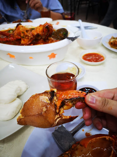 Restoran Makanan Laut Crab House - Gastronomi dan perhotelan