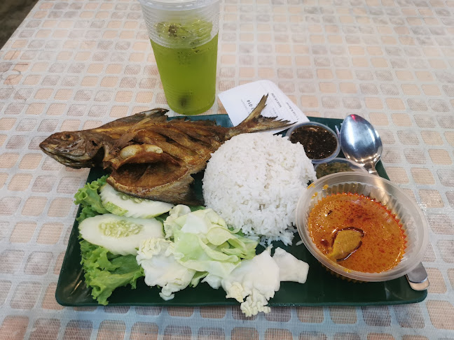 Opinii despre Makcik Cafe în Alor Setar - Gastronomi dan perhotelan