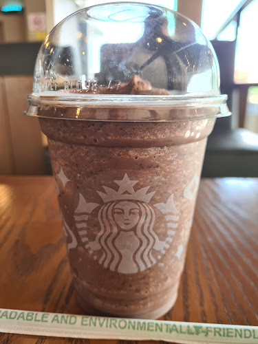 Comentarii opinii despre Starbucks Tin Village, Kampar