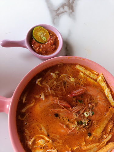 Lot 1478, Jalan Sekolah, Lutong, 98000 Miri, Sarawak