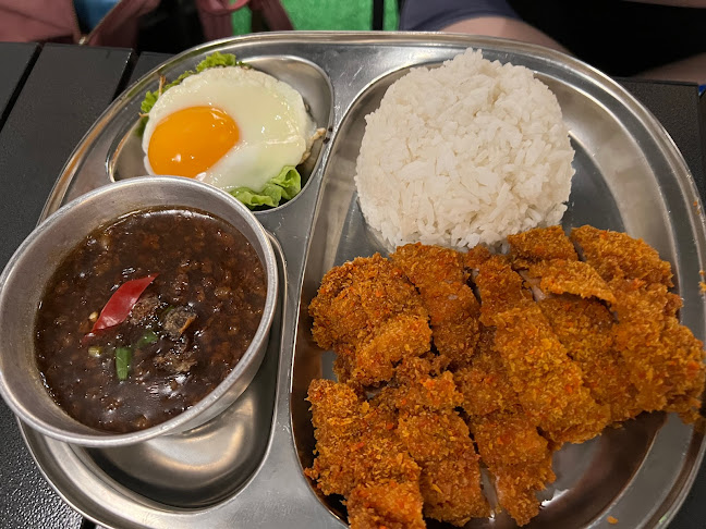 Summer Camp Cafe夏日露营吧