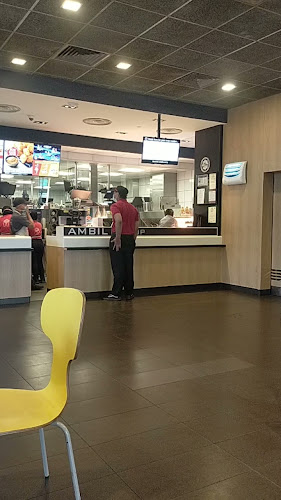 McDonald's MITC Melaka DT - Gastronomi dan perhotelan