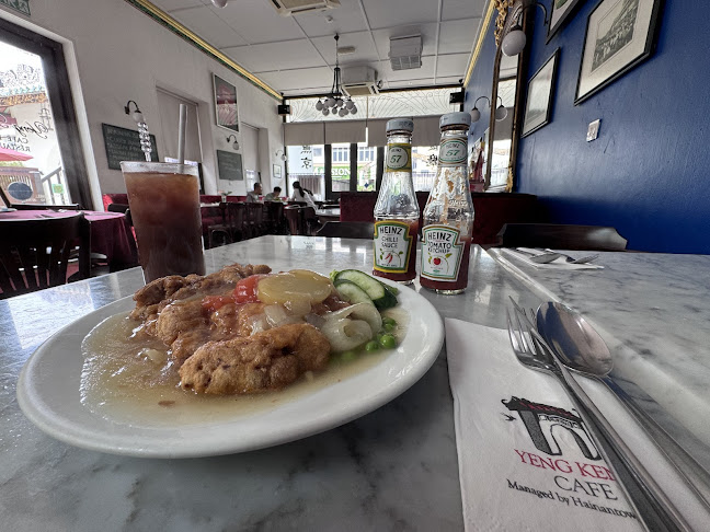 Hainantown - Gastronomi dan perhotelan