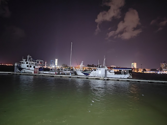 Bytes Cafe Duyong Marina & Resort - Gastronomi dan perhotelan