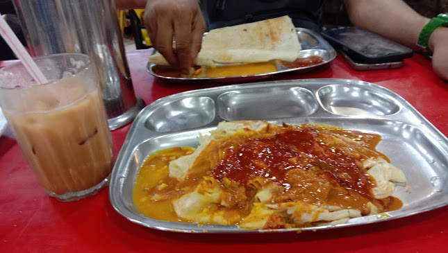 Opinii despre Restoran Nasi Kandar Mazlina Maju în Kajang - Gastronomi dan perhotelan