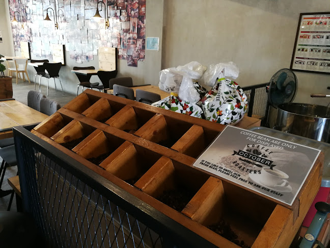 Comentarii opinii despre October Coffee Roasters