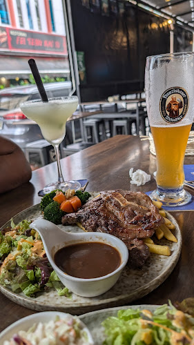 Tipsy Monkey - Skudai