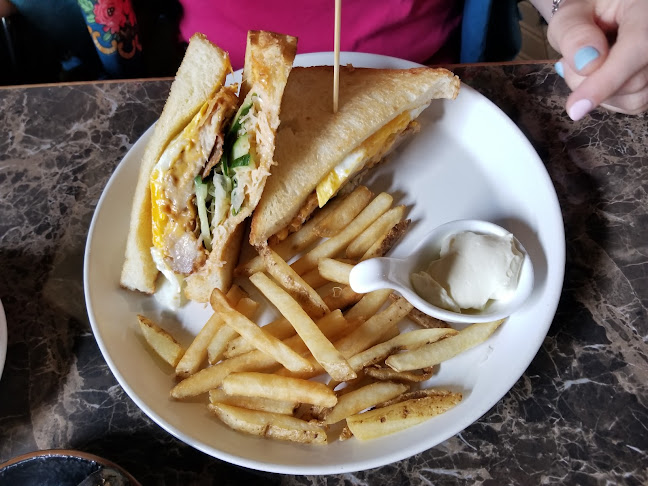 Opinii despre Faculty of Caffeine în Johor Bahru - Gastronomi dan perhotelan