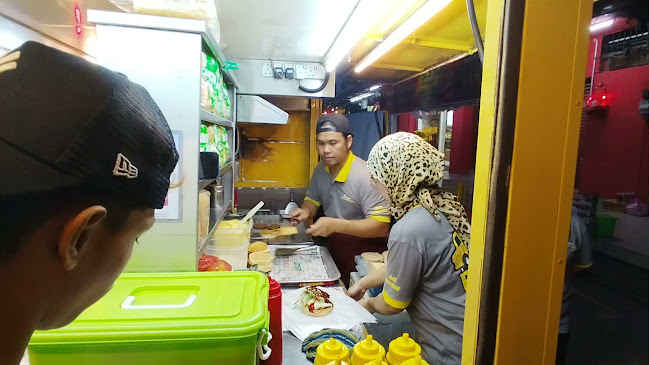Opinii despre Abang & Adik Burger în Bukit Mertajam - Gastronomi dan perhotelan