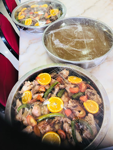 Cairo elarab - Gastronomi dan perhotelan