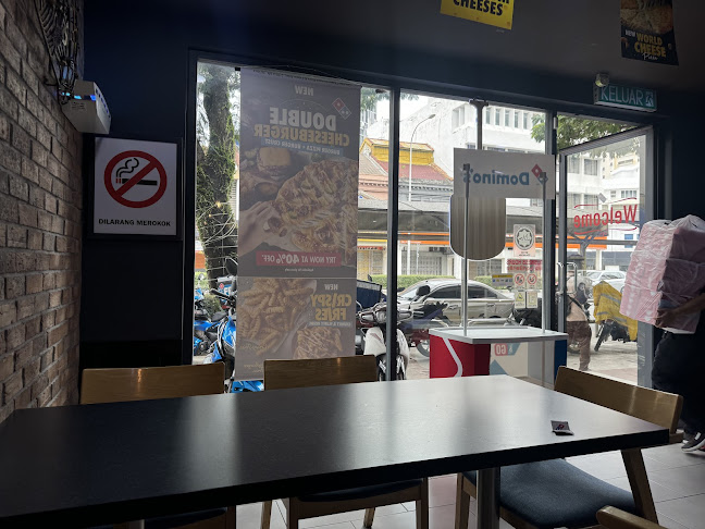 Domino's Titiwangsa - Gastronomi dan perhotelan