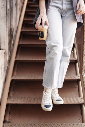 KLOUDS KAFE - Gastronomi dan perhotelan