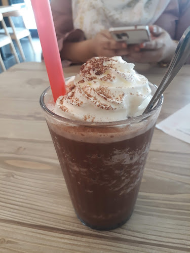 Sitiawan Strawberry Kafe