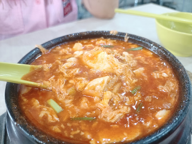 Uncle Wang Foodcourt - Gastronomi dan perhotelan