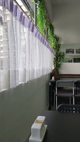 Comentarii opinii despre Sausage KL Cafe & Deli