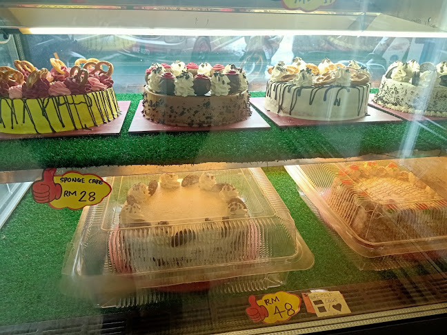 Sueka Cakes UA0002819-D