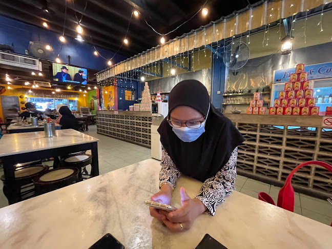 Jalan Tun Razak, 27600 Raub, Pahang