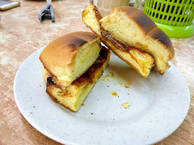 Hai Nam Kopitiam - Gastronomi dan perhotelan