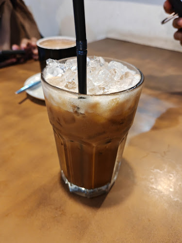 Opinii despre Hirupiring Kopitiam Seri Manjung, Perak în Seri Manjung - Gastronomi dan perhotelan