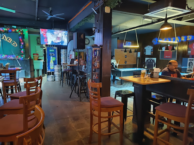 Backyard Pub & Grill - Gastronomi dan perhotelan