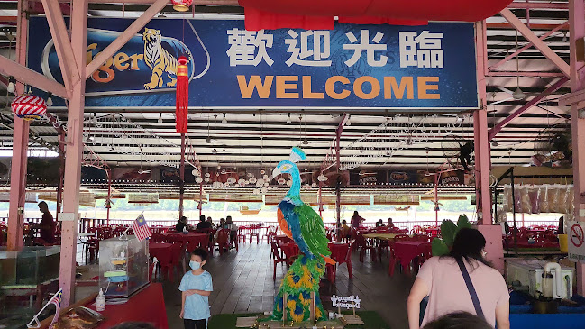 Qun Hua Kuala Selangor Seafood Restaurant - Kuala Selangor