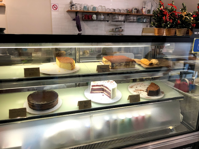 10 Studio Cafe - Gastronomi dan perhotelan