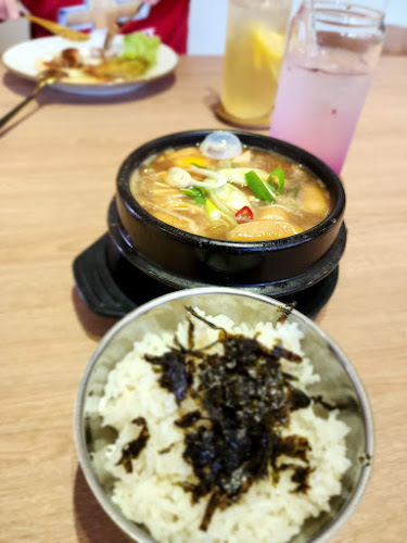 Makarios Book Café - Kota Kinabalu