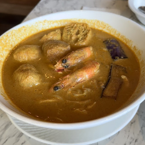 Comentarii opinii despre Madam Kwan’s Imago Mall, Sabah