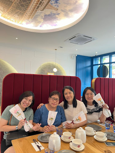 Frenche Roast Cafe (Molek) - Gastronomi dan perhotelan