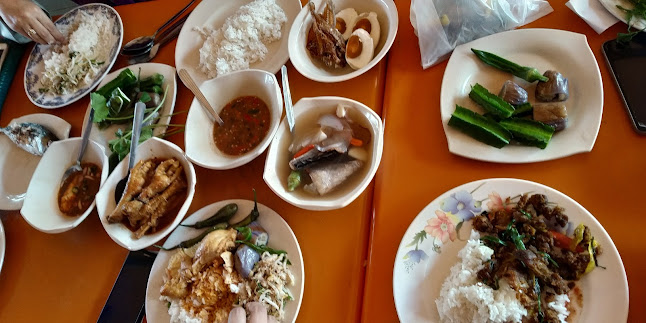 Opinii despre Chunburi Seafood Kampung Baru în Kuala Lumpur - Gastronomi dan perhotelan